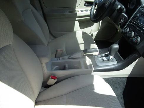 Used 2014 Subaru Impreza 2.0i AWD/4WD image 10