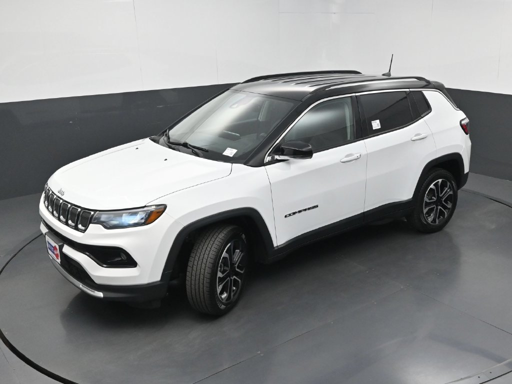 Used 2022 Jeep Compass Limited AWD/4WD image 33