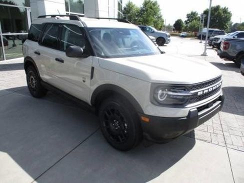 New 2025 Ford Bronco Sport Big Bend image 2