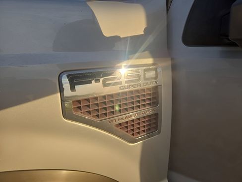 Used 2008 Ford F250 Lariat image 17