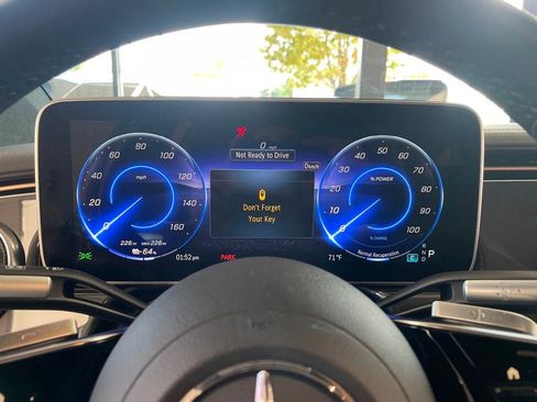 Used 2023 Mercedes-Benz EQS 450+ 4MATIC Sedan image 27