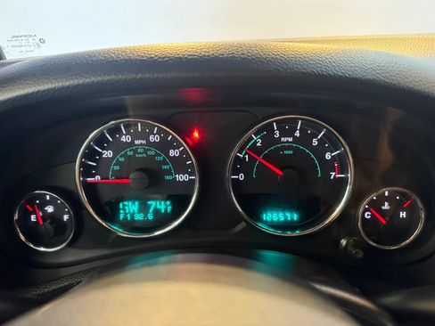 Used 2013 Jeep Wrangler Rubicon w/ PWR Convenience Group AWD/4WD image 12
