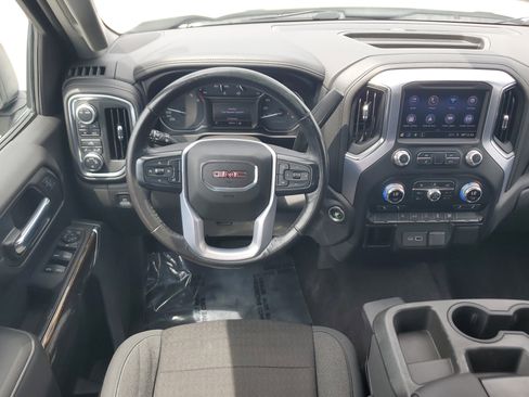 Used 2020 GMC Sierra 1500 SLE w/ SLE Value Package image 17