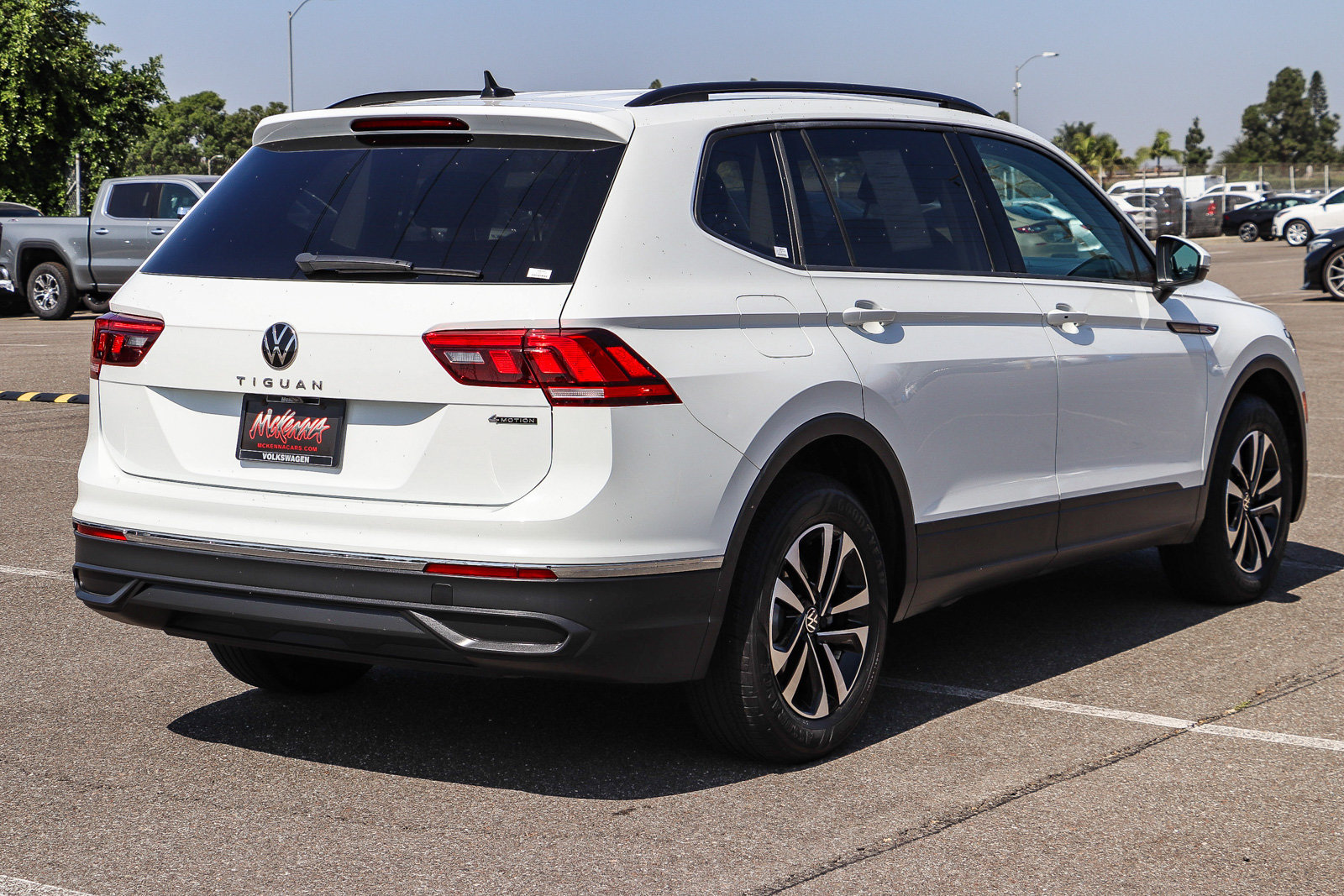 Used 2024 Volkswagen Tiguan S AWD/4WD image 6