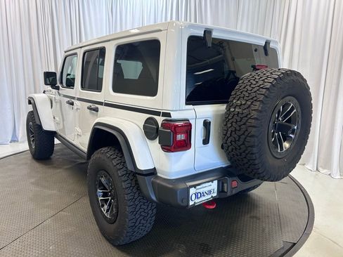 Used 2026 Jeep Wrangler Unlimited Rubicon AWD/4WD image 26