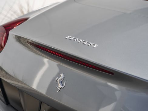 Used 2010 Ferrari California image 27