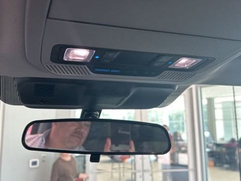 Used 2023 Ford F150 XLT image 18