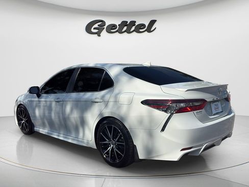 Used 2024 Toyota Camry SE FWD image 7