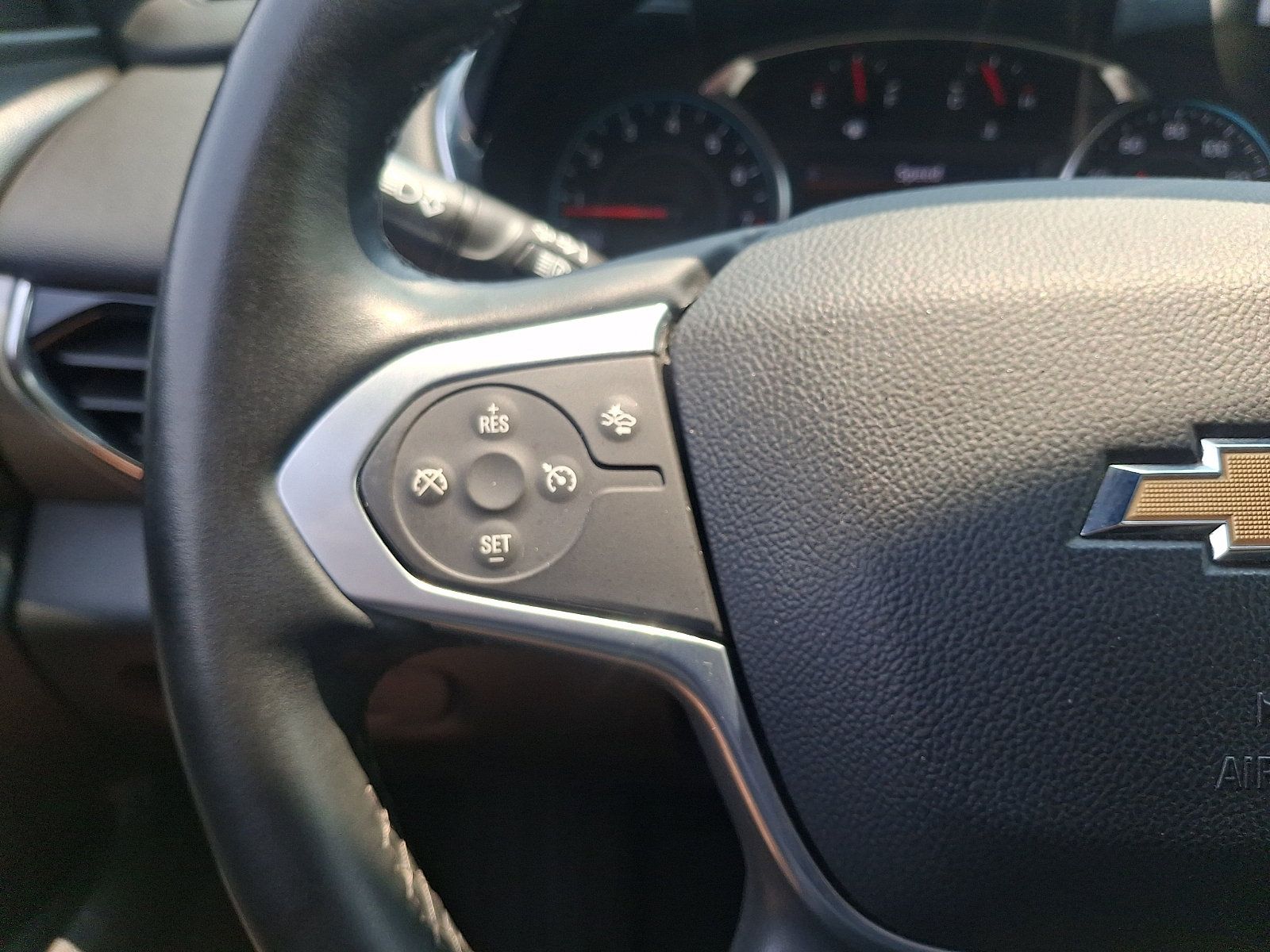 Certified 2023 Chevrolet Traverse LT AWD/4WD image 21