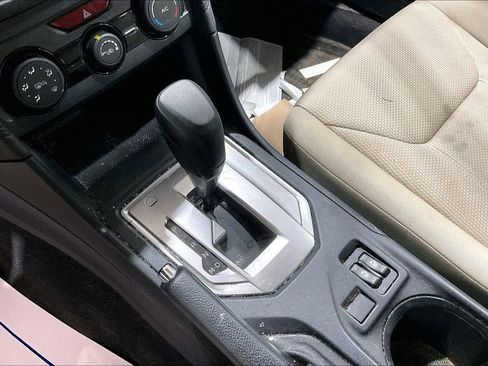 Used 2022 Subaru Impreza Premium image 15