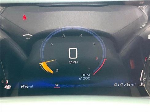 Used 2024 Chevrolet Trax ACTIV w/ Sunroof Package FWD image 22