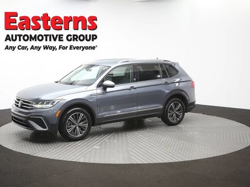 Used 2024 Volkswagen Tiguan Wolfsburg Edition FWD image 54
