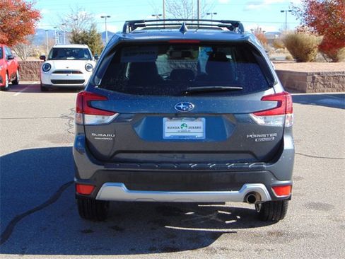 Used 2021 Subaru Forester Touring image 5