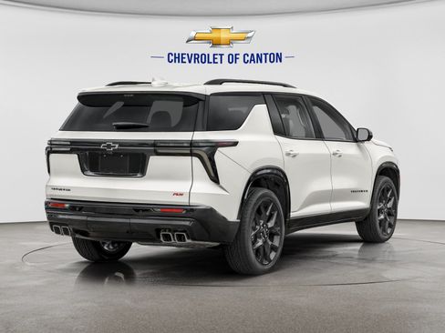 New 2027 Chevrolet Traverse RS w/ LPO, Floor Liner Package FWD image 2