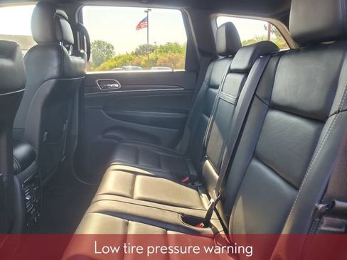 Used 2017 Jeep Grand Cherokee Limited w/ Luxury Group II AWD/4WD image 36