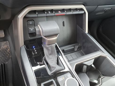 Used 2024 Toyota Tundra SR5 image 16