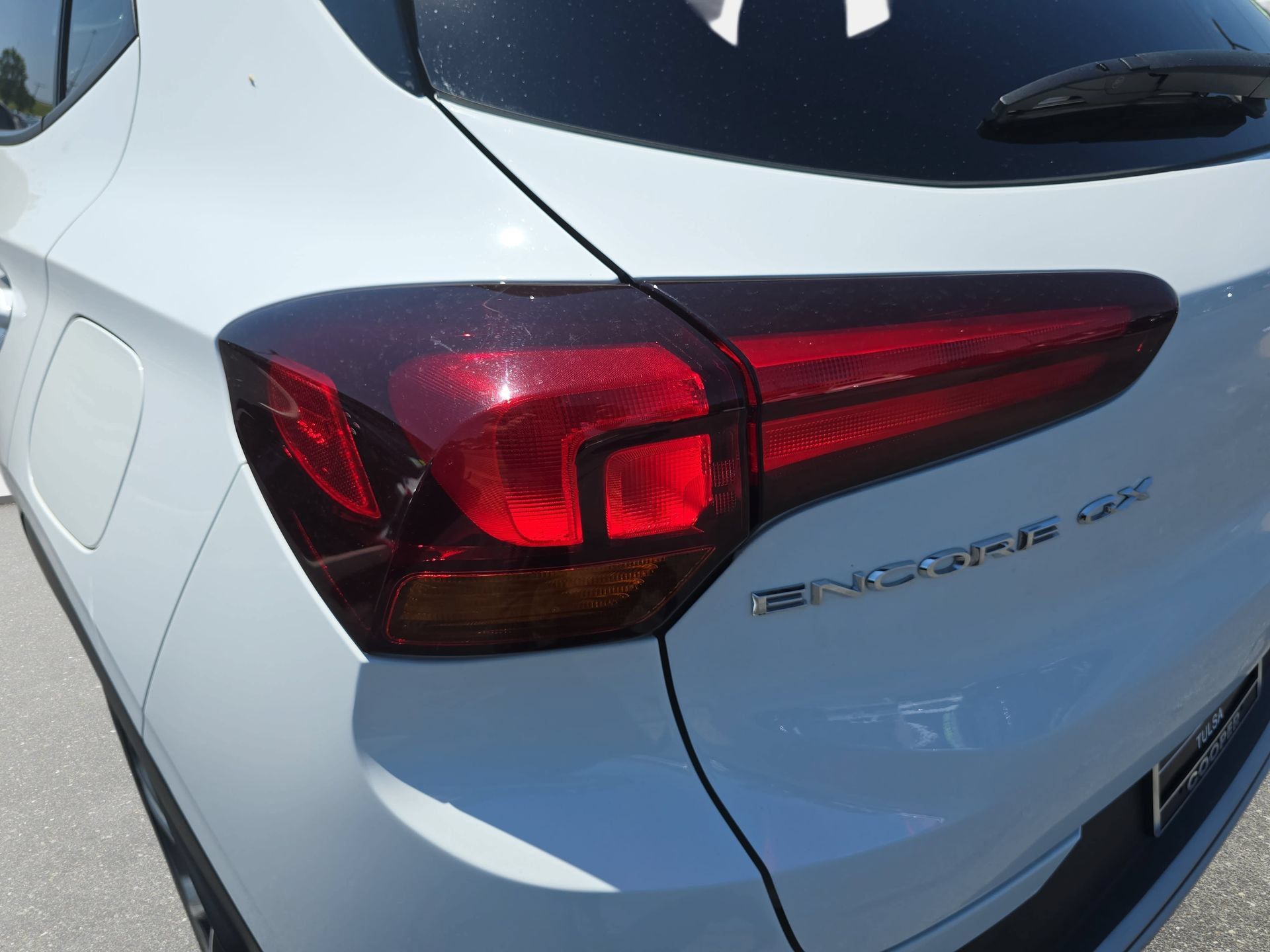 Used 2023 Buick Encore GX Select FWD image 32