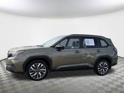 Used 2025 Subaru Forester Touring w/ Protection Package image 4