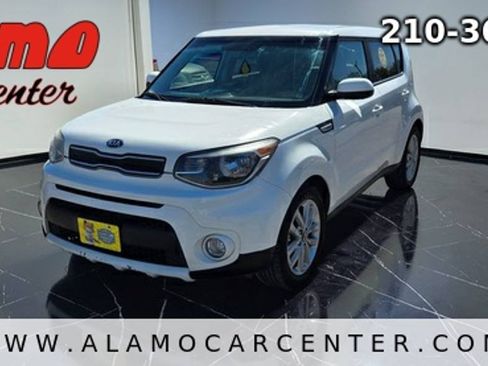 Used 2018 Kia Soul + FWD image 1