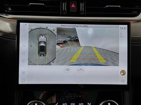 New 2026 Jaguar F-PACE R-Dynamic S image 15