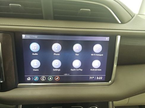 Used 2021 GMC Yukon Denali w/ Denali Premium Package image 8