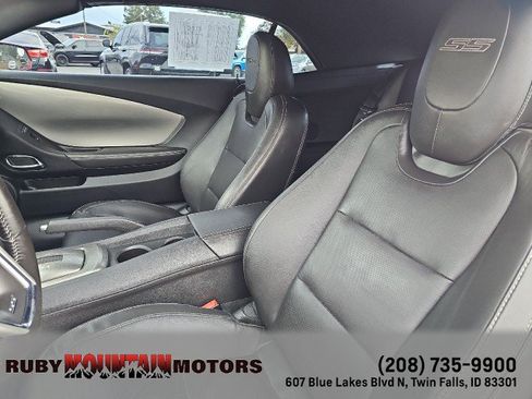 Used 2014 Chevrolet Camaro SS w/ RS Package RWD image 12