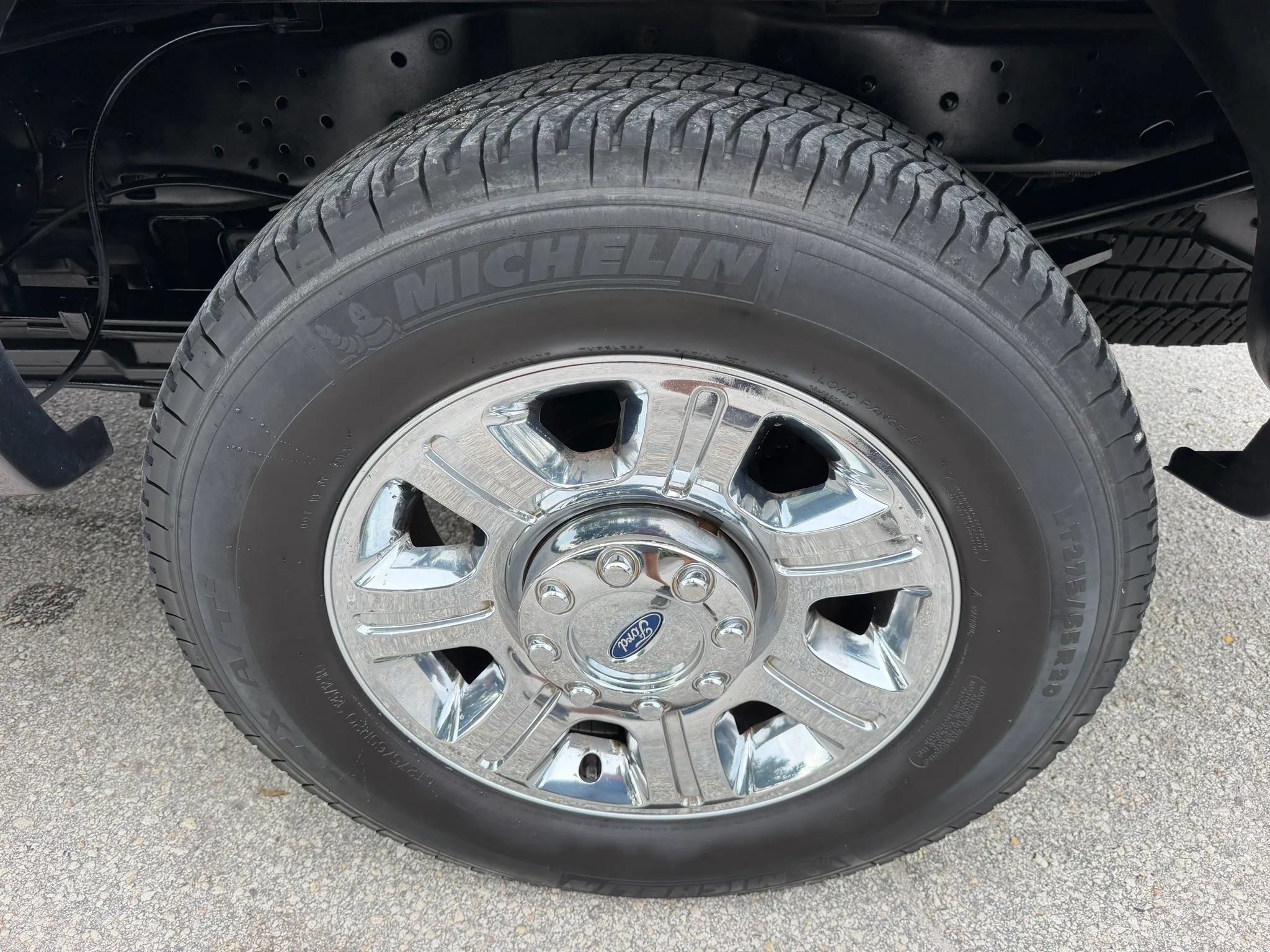 Used 2015 Ford F250 Lariat w/ Chrome Package AWD/4WD image 7