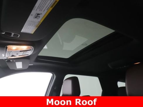 Used 2025 Dodge Durango R/T w/ Blacktop Package AWD/4WD image 20