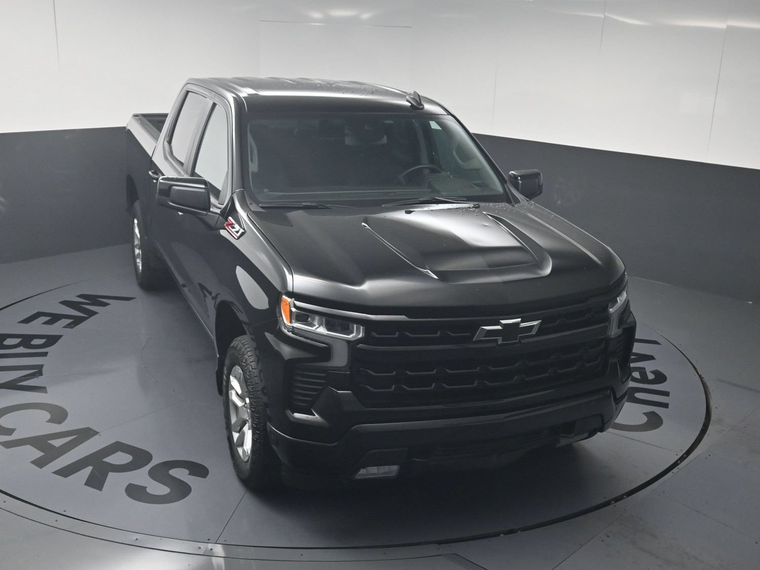 Used 2024 Chevrolet Silverado 1500 RST w/ Z71 Off-Road Package AWD/4WD image 32