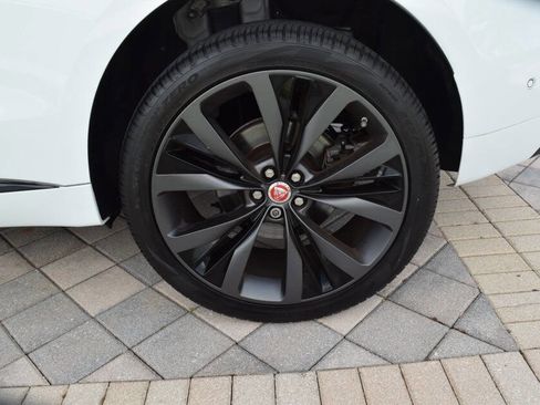 Used 2019 Jaguar F-PACE R-Sport AWD/4WD image 85