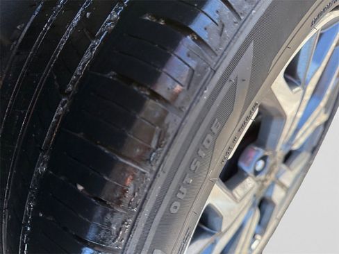 Used 2021 Kia Seltos EX image 19