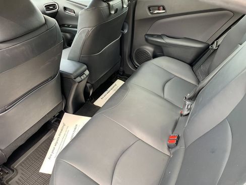 Used 2022 Toyota Prius Prime XLE FWD image 14
