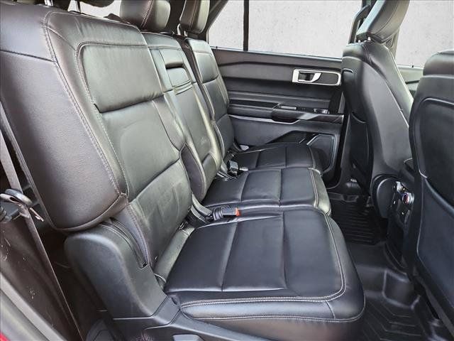 Used 2020 Ford Explorer XLT w/ Equipment Group 202A RWD image 21