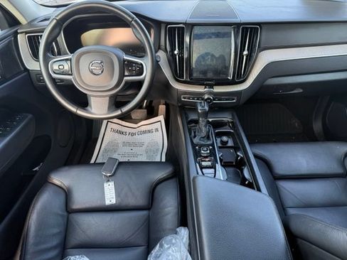 Used 2020 Volvo XC60 T5 Inscription FWD image 10