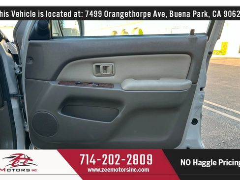 Used 2000 Toyota 4Runner Limited image 41