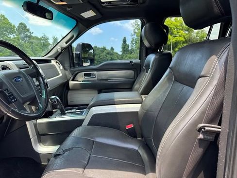Used 2014 Ford F150 FX4 w/ Equipment Group 402A Luxury AWD/4WD image 16