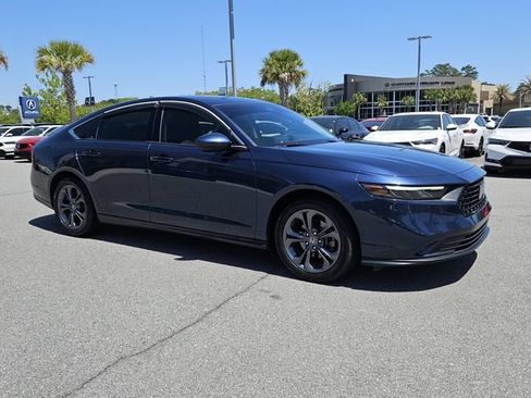 Used 2023 Honda Accord EX image 2