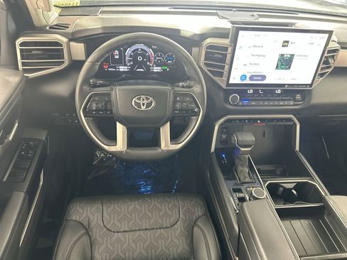 Used 2024 Toyota Tundra Limited AWD/4WD image 22