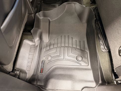 Used 2015 Chevrolet Silverado 1500 LT w/ Custom Sport Edition image 22