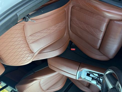 Used 2023 BMW X6 xDrive40i w/ Executive Package image 35