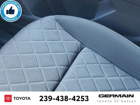 Used 2021 Volkswagen Atlas Cross Sport S image 29