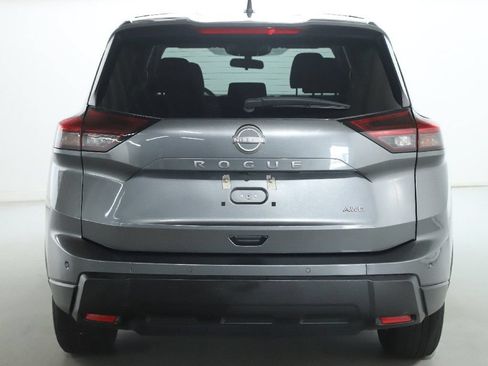 Used 2024 Nissan Rogue S AWD/4WD image 42