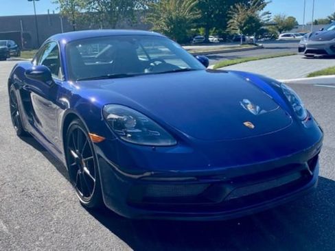 Used 2021 Porsche 718 Cayman GTS RWD image 3