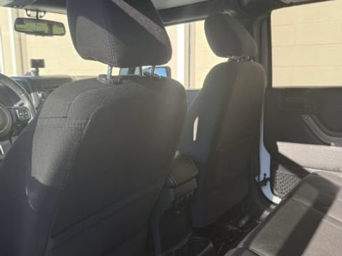 Used 2016 Jeep Wrangler Unlimited Sport w/ Quick Order Package 24S AWD/4WD image 6