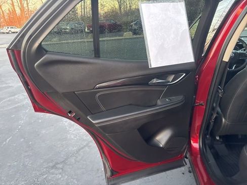 Used 2022 Buick Envision Preferred image 40