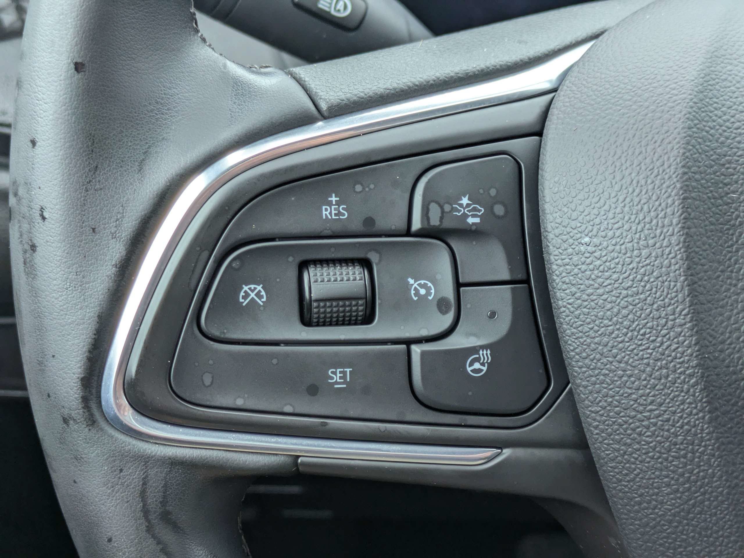 Used 2024 Buick Encore GX Sport Touring w/ Comfort Package FWD image 21