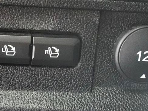 Used 2019 Lincoln Nautilus Reserve AWD/4WD image 34