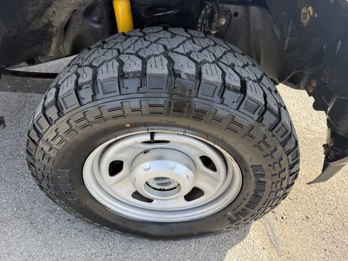 Used 2019 Ford F350 XL w/ Power Equipment Group image 12