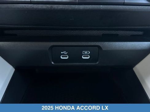 Certified 2025 Honda Accord LX image 30