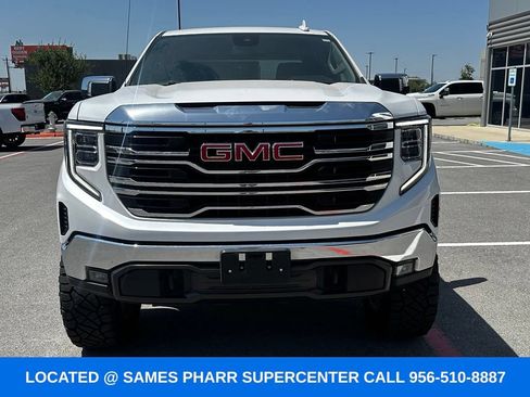 Used 2024 GMC Sierra 1500 SLT AWD/4WD image 4
